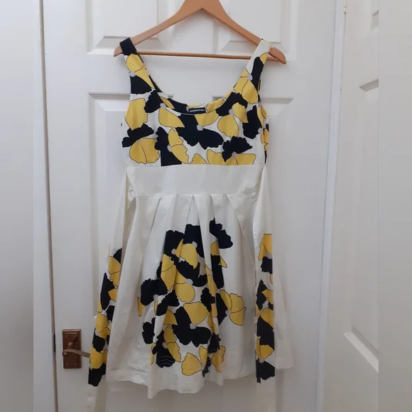 Warehouse fit & flare mini summer dress - Picture 1 of 4
